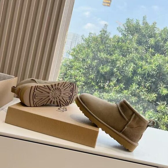 UGG Classic Ultra Mini Boot Antilope - Picture 3 of 6